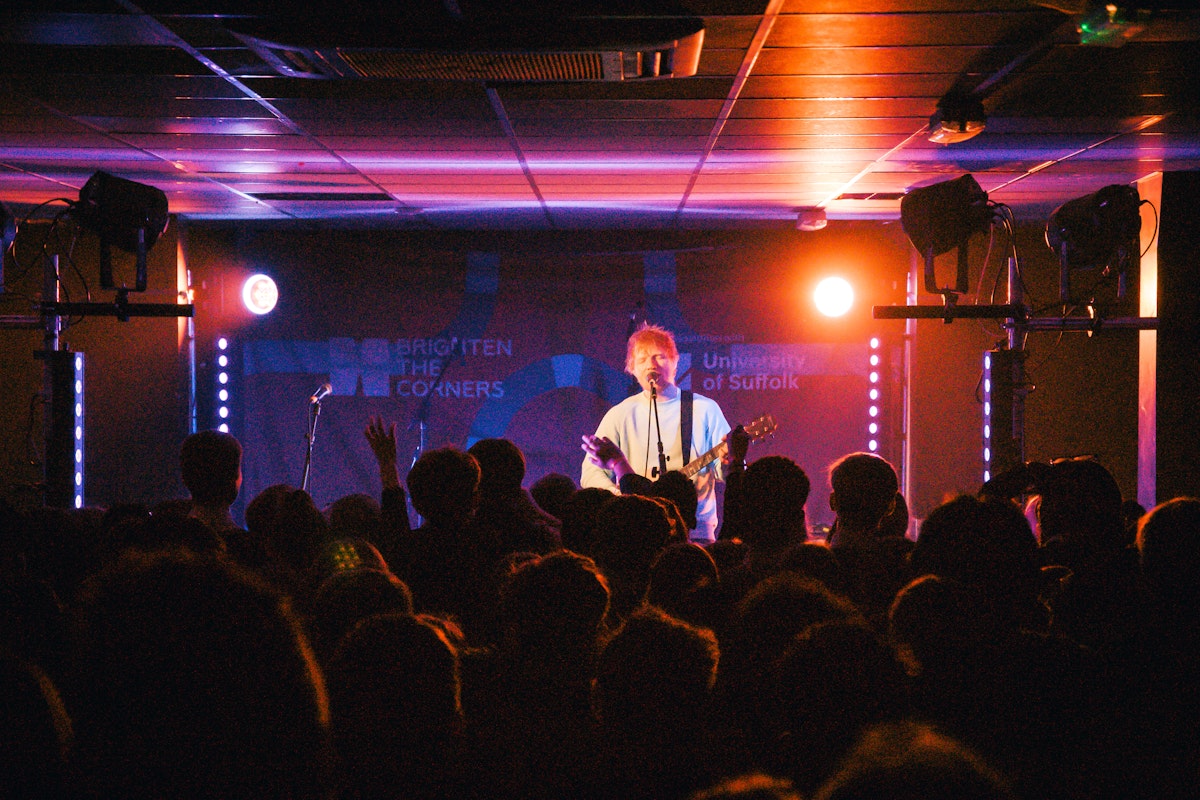 Ed Sheeran surprised more than 200 Ipswich students with an impromptu performance at The Baths